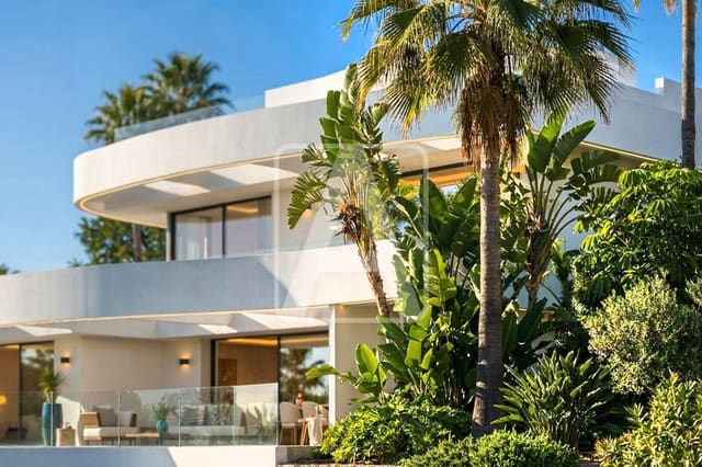 3 soverom Villa til salgs i Calpe / Calp med svømmebasseng garasje - € 1 360 000 (Ref: 8445120)