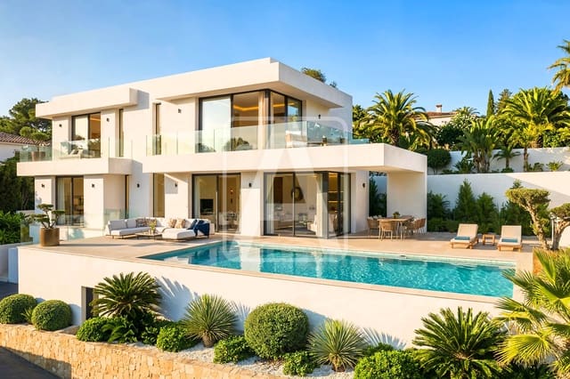 3 soveværelse Villa til salg i Calpe / Calp med swimmingpool garage - € 1.180.000 (Ref: 8445124)