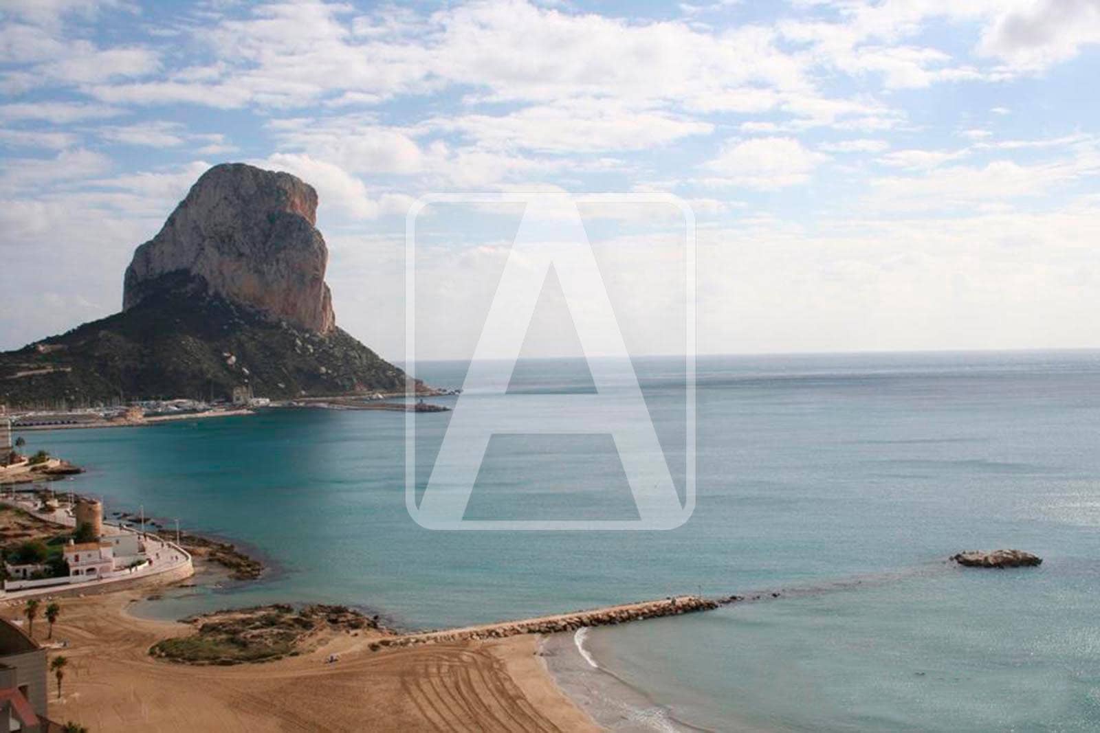 3 bedroom Villa for sale in Calpe / Calp with pool garage - € 887,000 (Ref: 8445126)