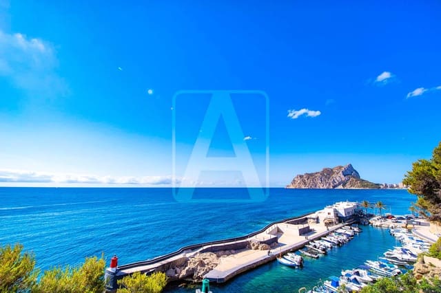 3 Zimmer Villa zu verkaufen in Calpe / Calp mit Pool Garage - 887.000 € (Ref: 8445126)