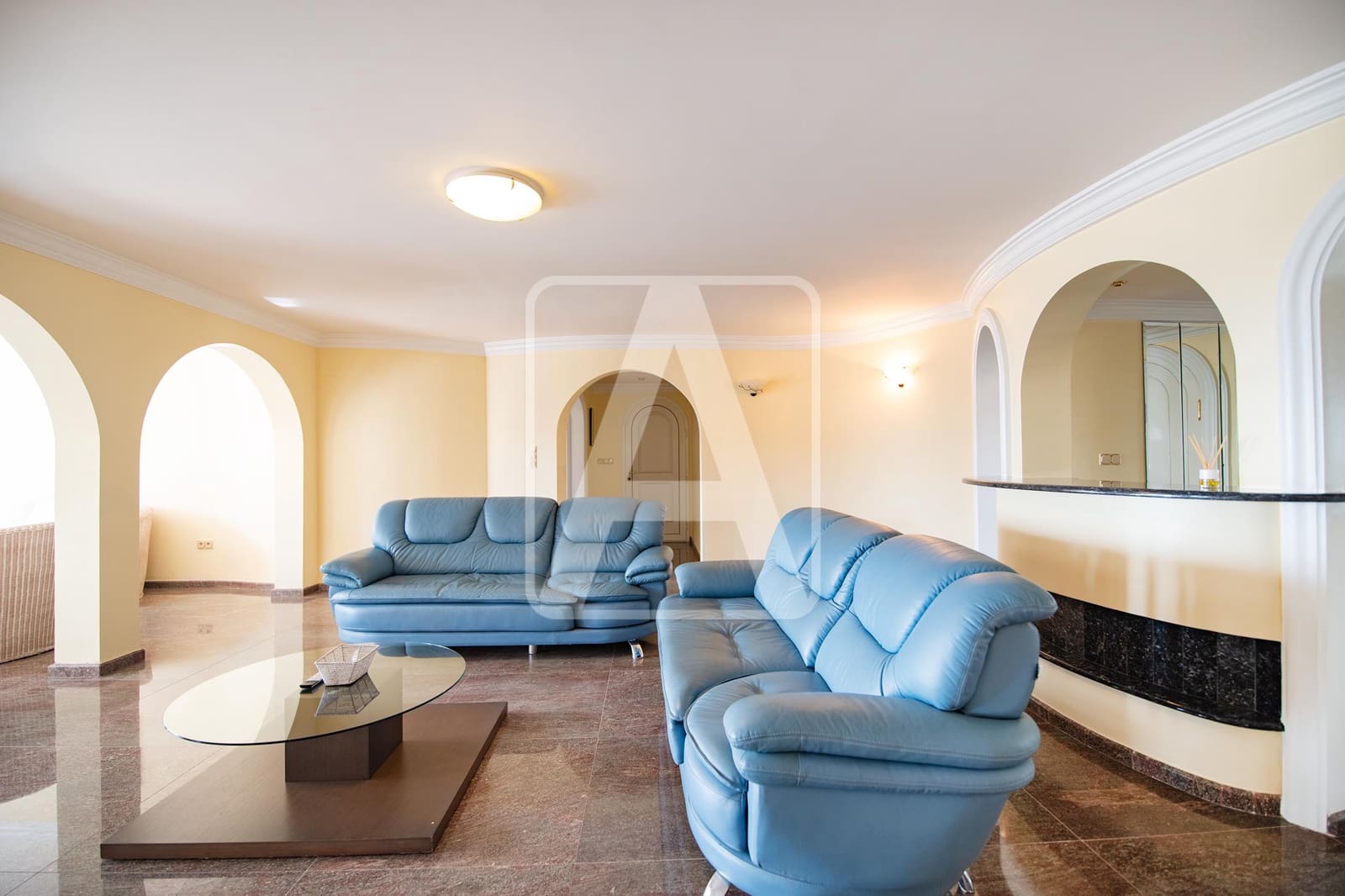 4 bedroom Villa for sale in Benissa with garage - € 1,990,000 (Ref: 8546225)