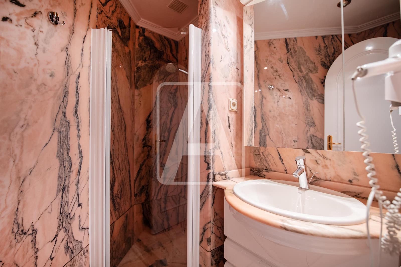 4 bedroom Villa for sale in Benissa with garage - € 1,990,000 (Ref: 8546225)