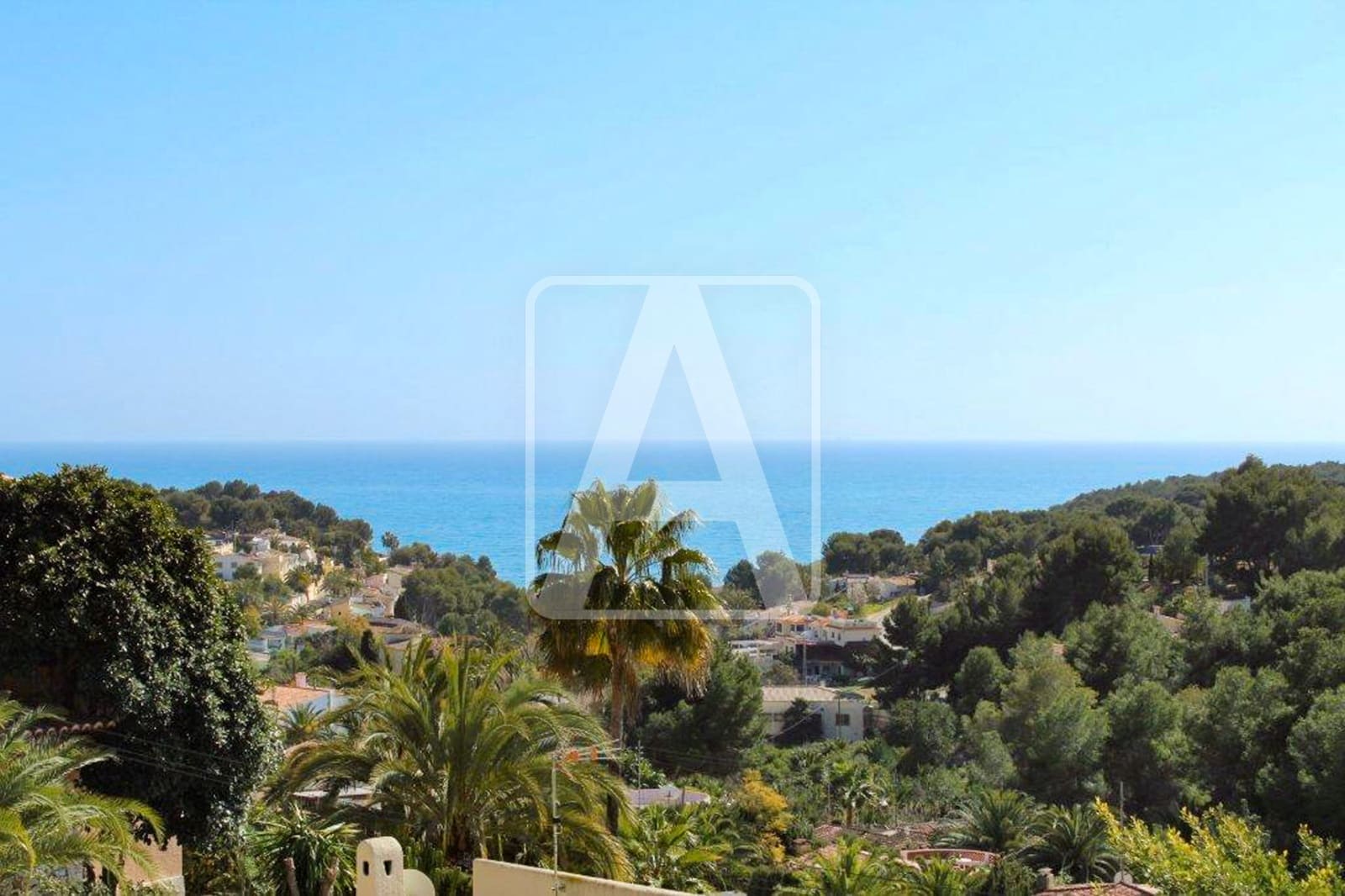 4 bedroom Villa for sale in Benissa with garage - € 1,990,000 (Ref: 8546225)