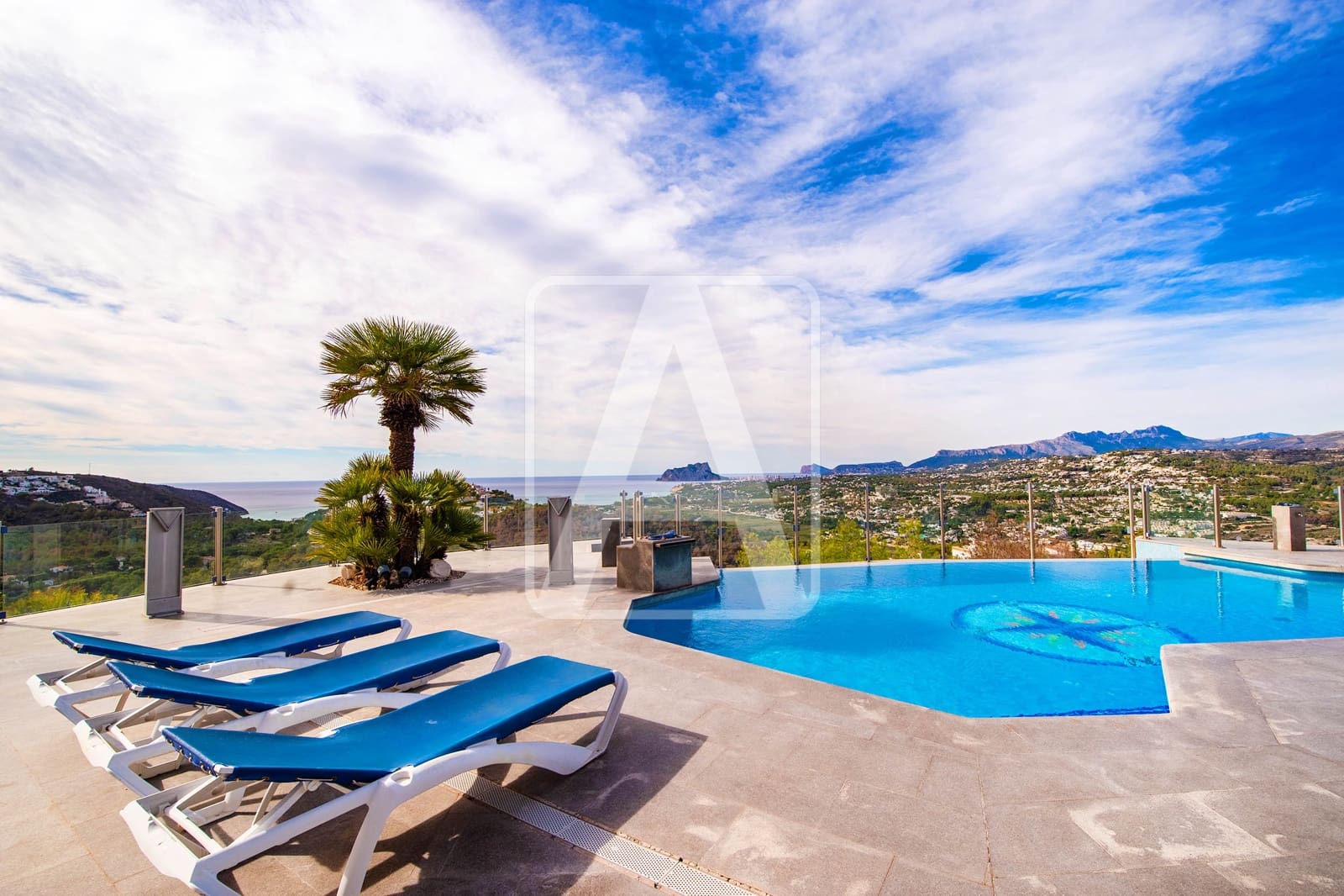 Chalet de 4 habitaciones en Moraira en venta con garaje - 1.990.000 € (Ref: 8546226)