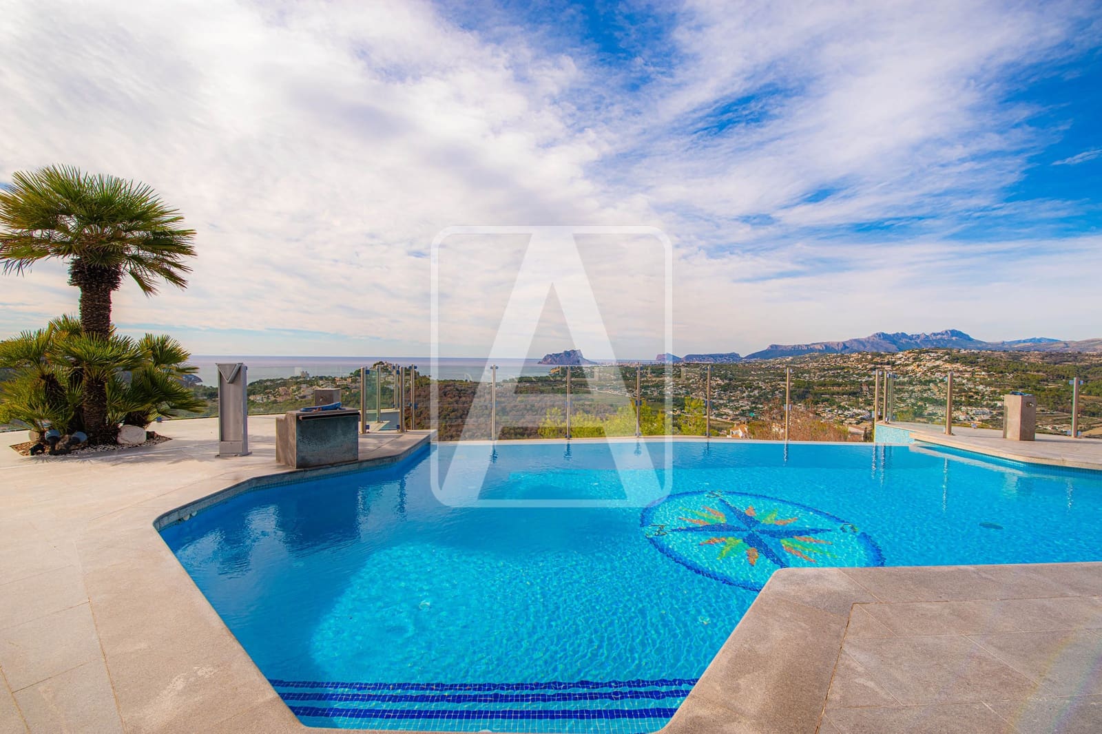 Chalet de 4 habitaciones en Moraira en venta con garaje - 1.990.000 € (Ref: 8546226)