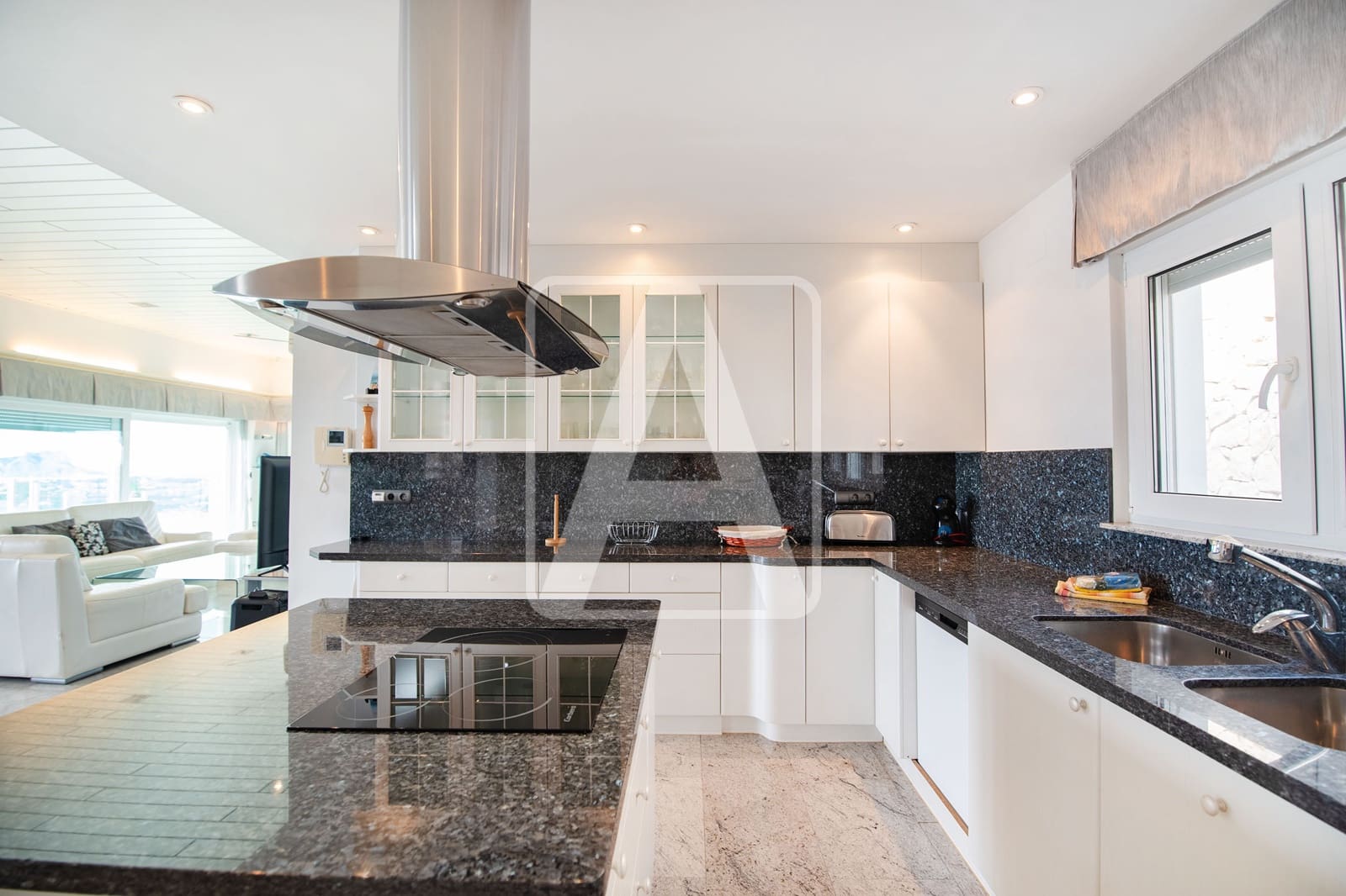 Chalet de 4 habitaciones en Moraira en venta con garaje - 1.990.000 € (Ref: 8546226)