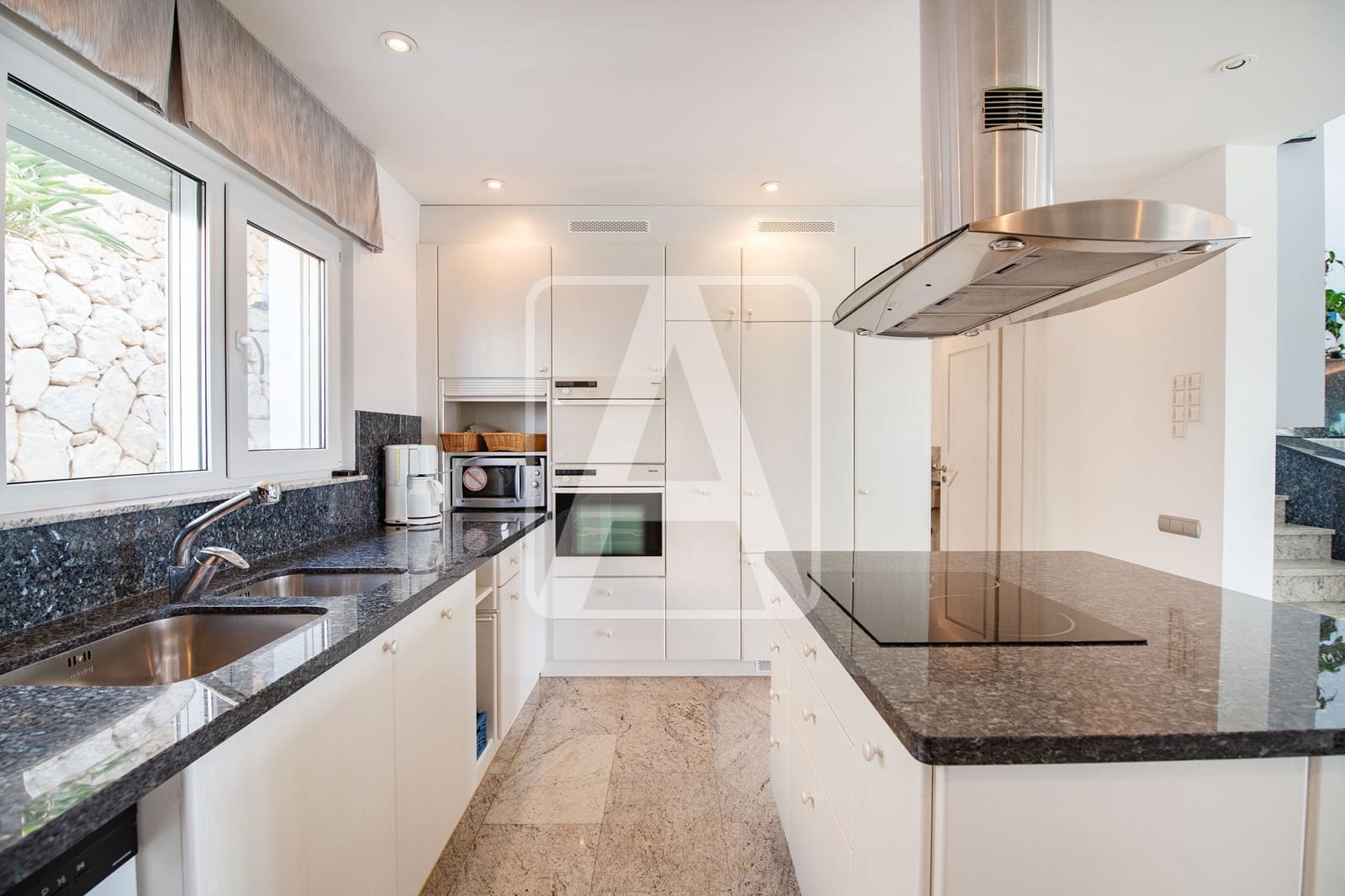 Chalet de 4 habitaciones en Moraira en venta con garaje - 1.990.000 € (Ref: 8546226)