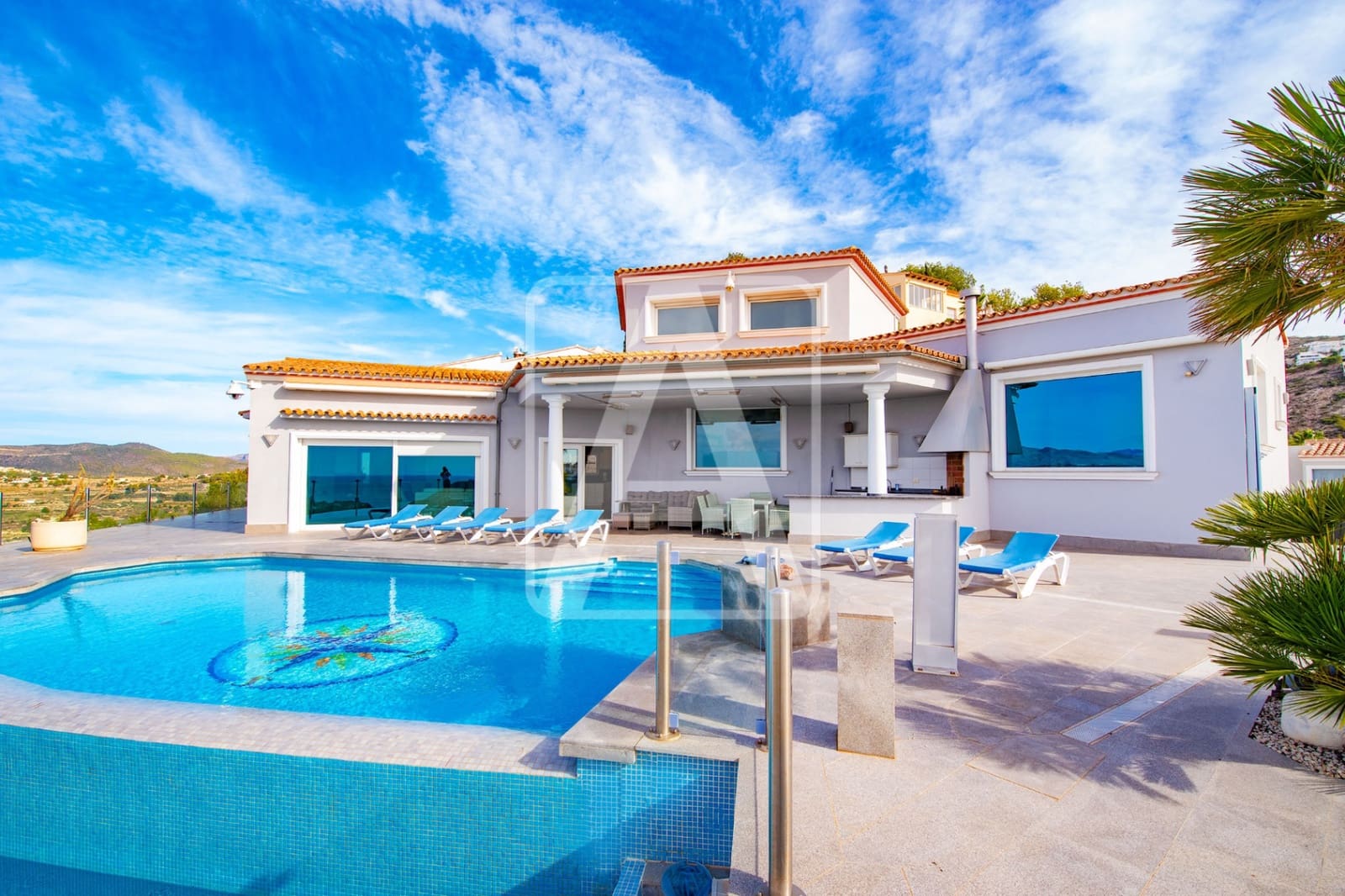 Chalet de 4 habitaciones en Moraira en venta con garaje - 1.990.000 € (Ref: 8546226)