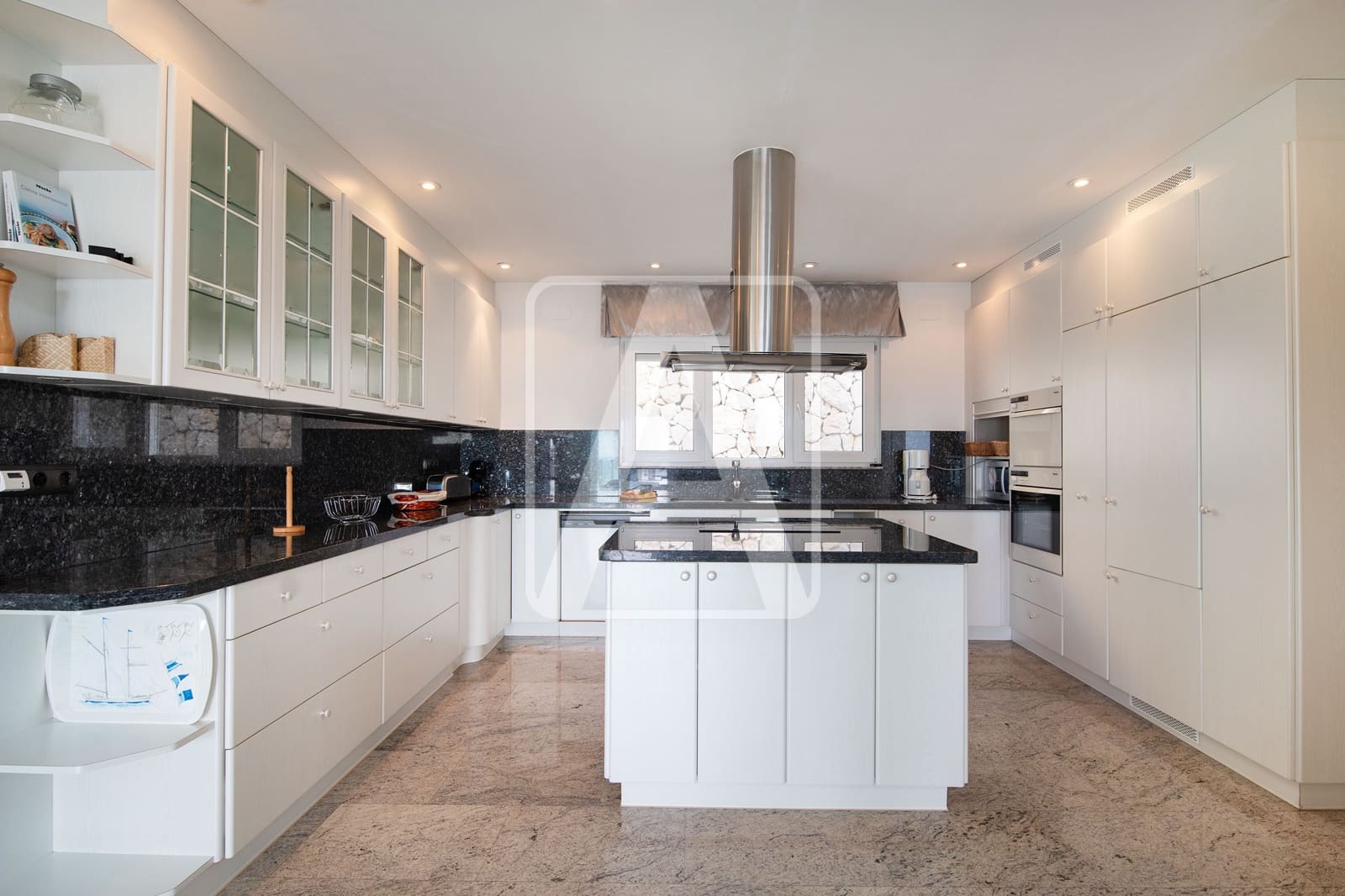 Chalet de 4 habitaciones en Moraira en venta con garaje - 1.990.000 € (Ref: 8546226)