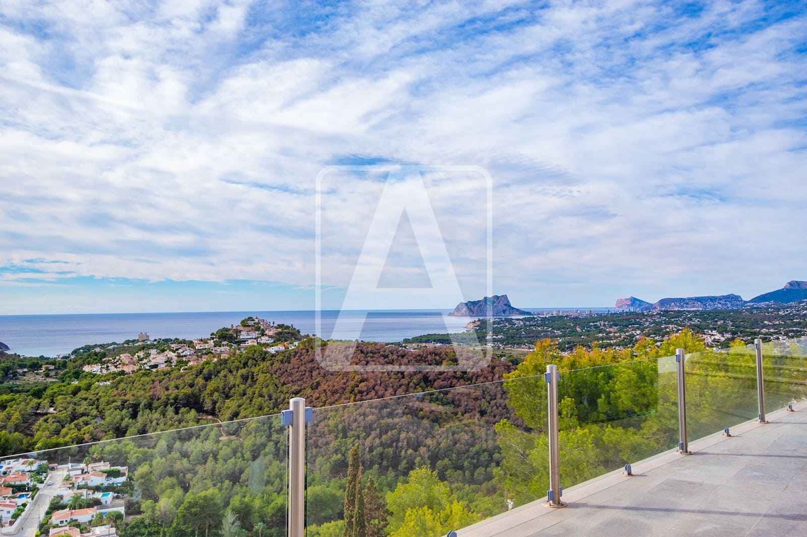 Chalet de 4 habitaciones en Moraira en venta con garaje - 1.990.000 € (Ref: 8546226)