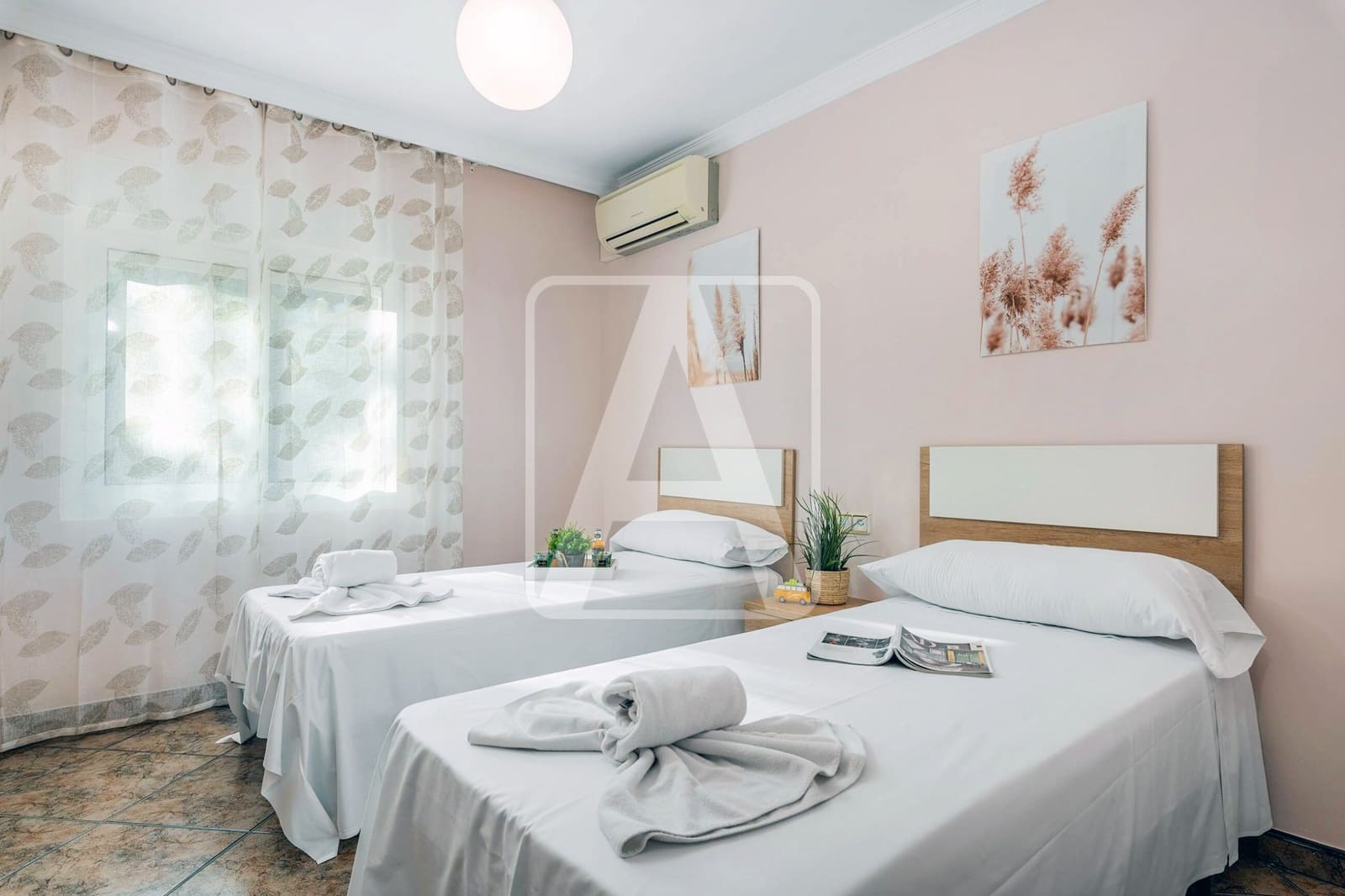 Chalet de 6 habitaciones en Calpe / Calp en venta con piscina garaje - 1.200.000 € (Ref: 8546230)