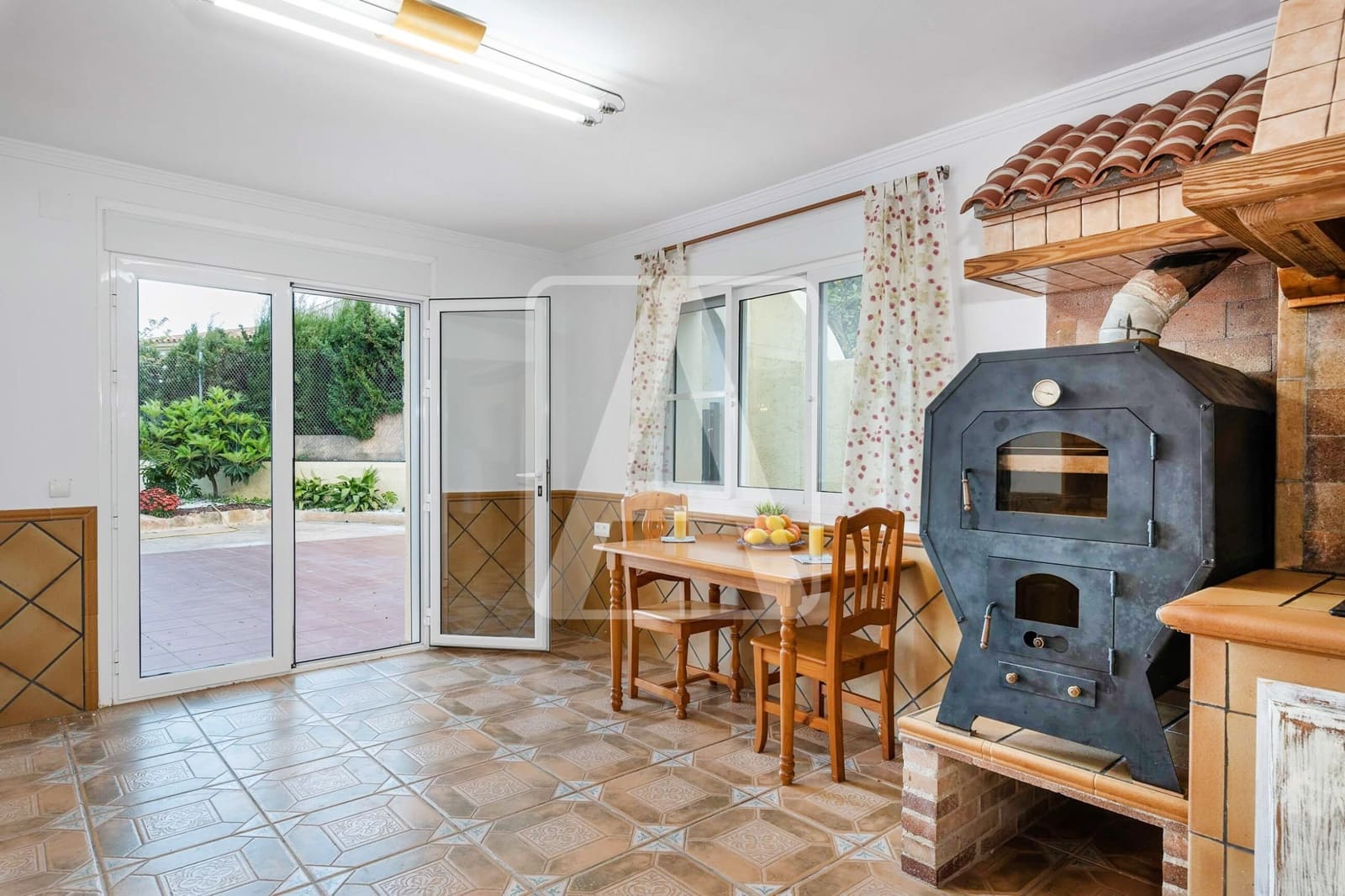 Chalet de 6 habitaciones en Calpe / Calp en venta con piscina garaje - 1.200.000 € (Ref: 8546230)