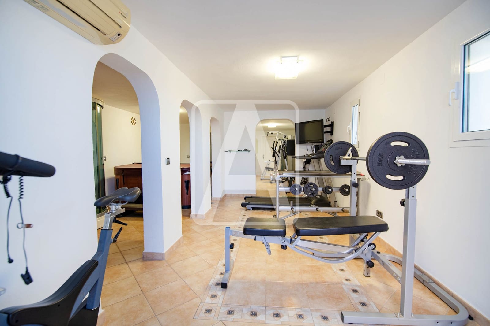 3 bedroom Villa for sale in Moraira with pool garage - € 990,000 (Ref: 8549748)