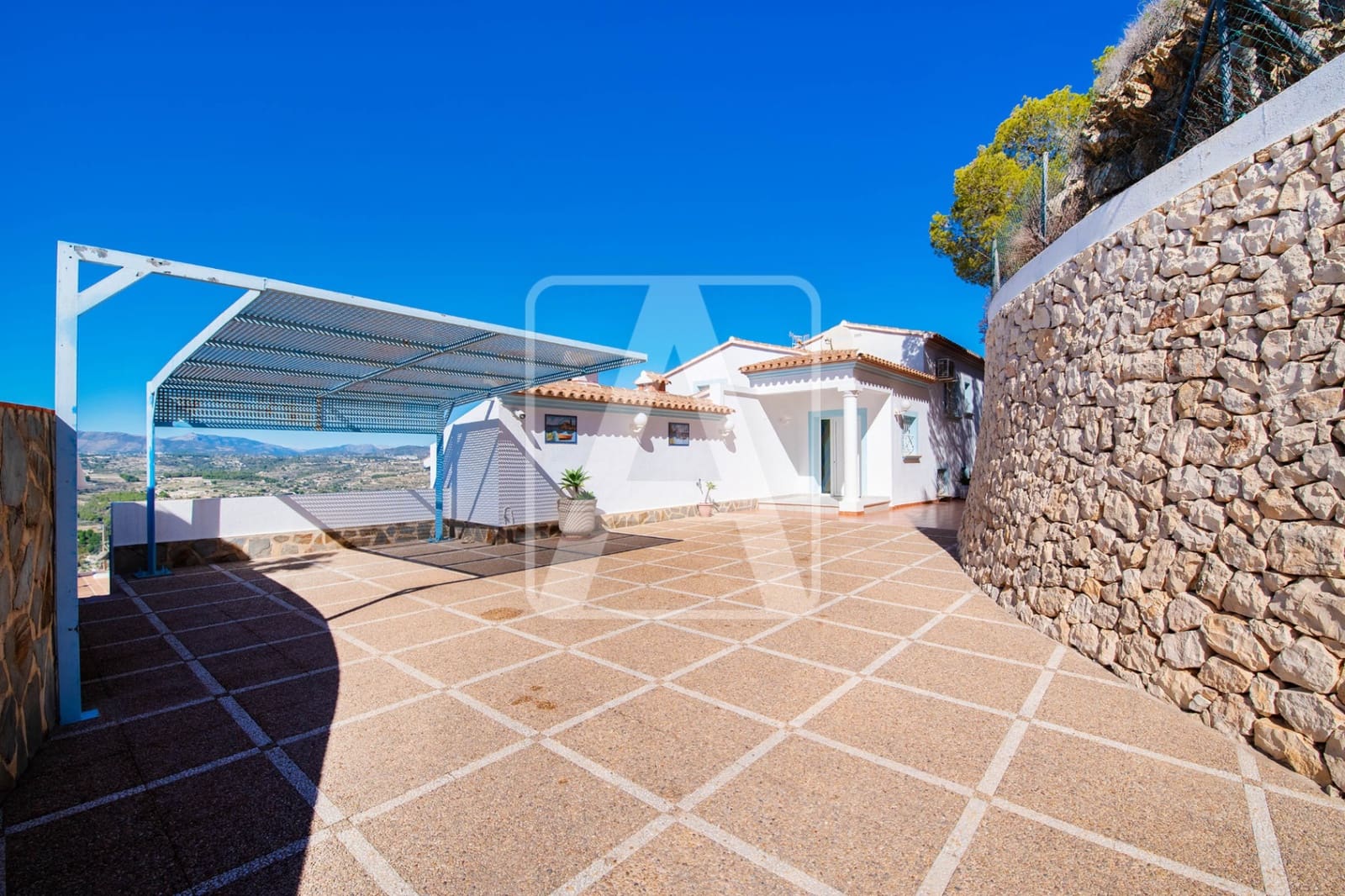3 bedroom Villa for sale in Moraira with pool garage - € 990,000 (Ref: 8549748)