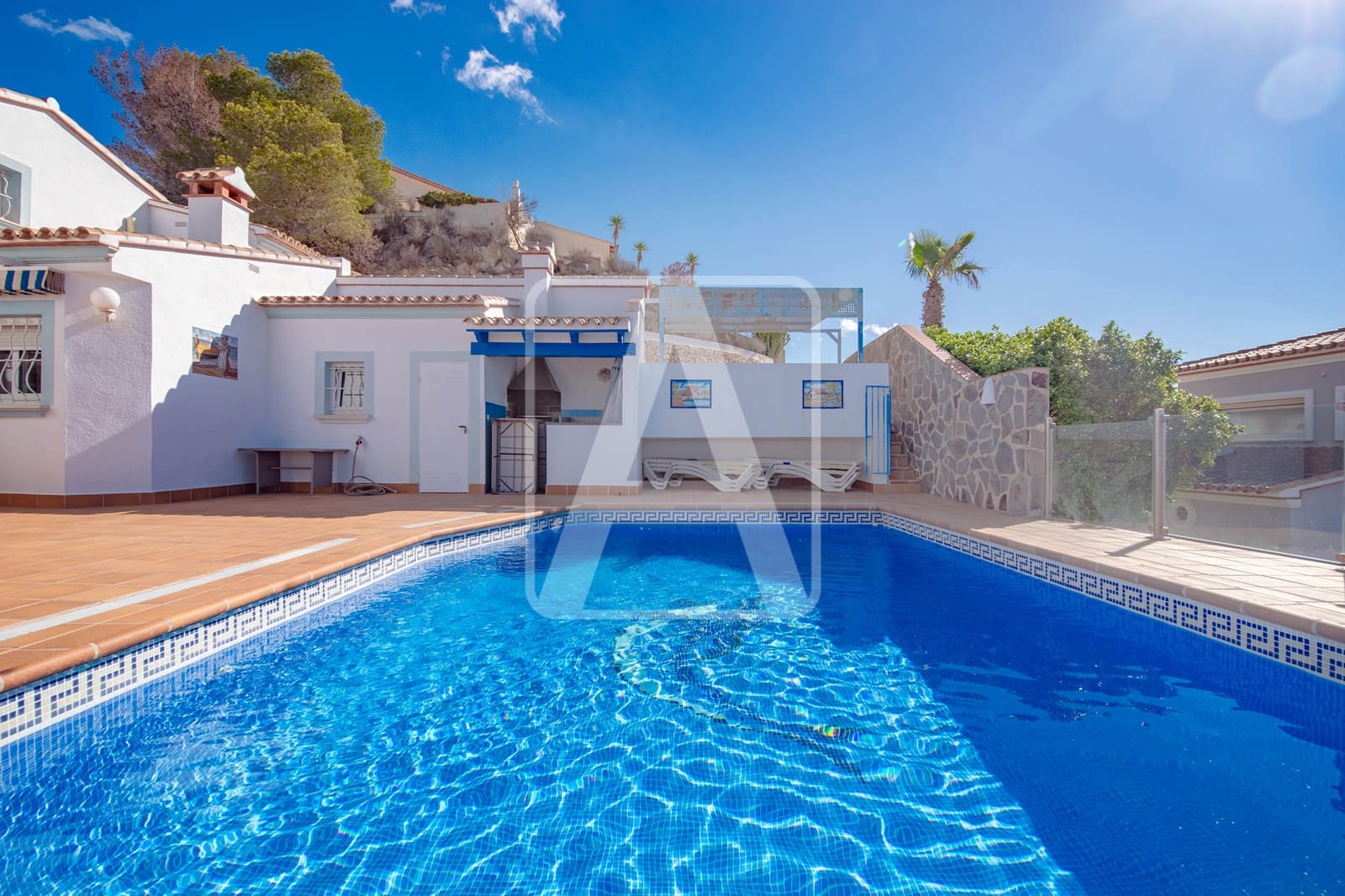 3 bedroom Villa for sale in Moraira with pool garage - € 990,000 (Ref: 8549748)