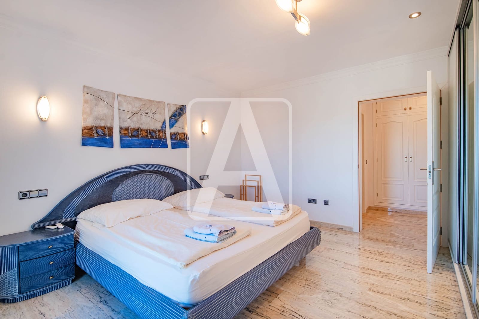 3 bedroom Villa for sale in Moraira with pool garage - € 990,000 (Ref: 8549748)