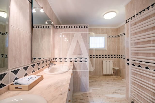 3 quarto Moradia para venda em Moraira, Teulada-Moraira com piscina garagem - 990 000 € (Ref: 8549748)