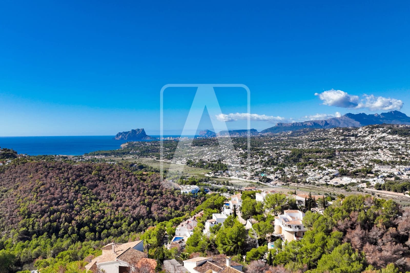 3 bedroom Villa for sale in Moraira with pool garage - € 990,000 (Ref: 8549748)