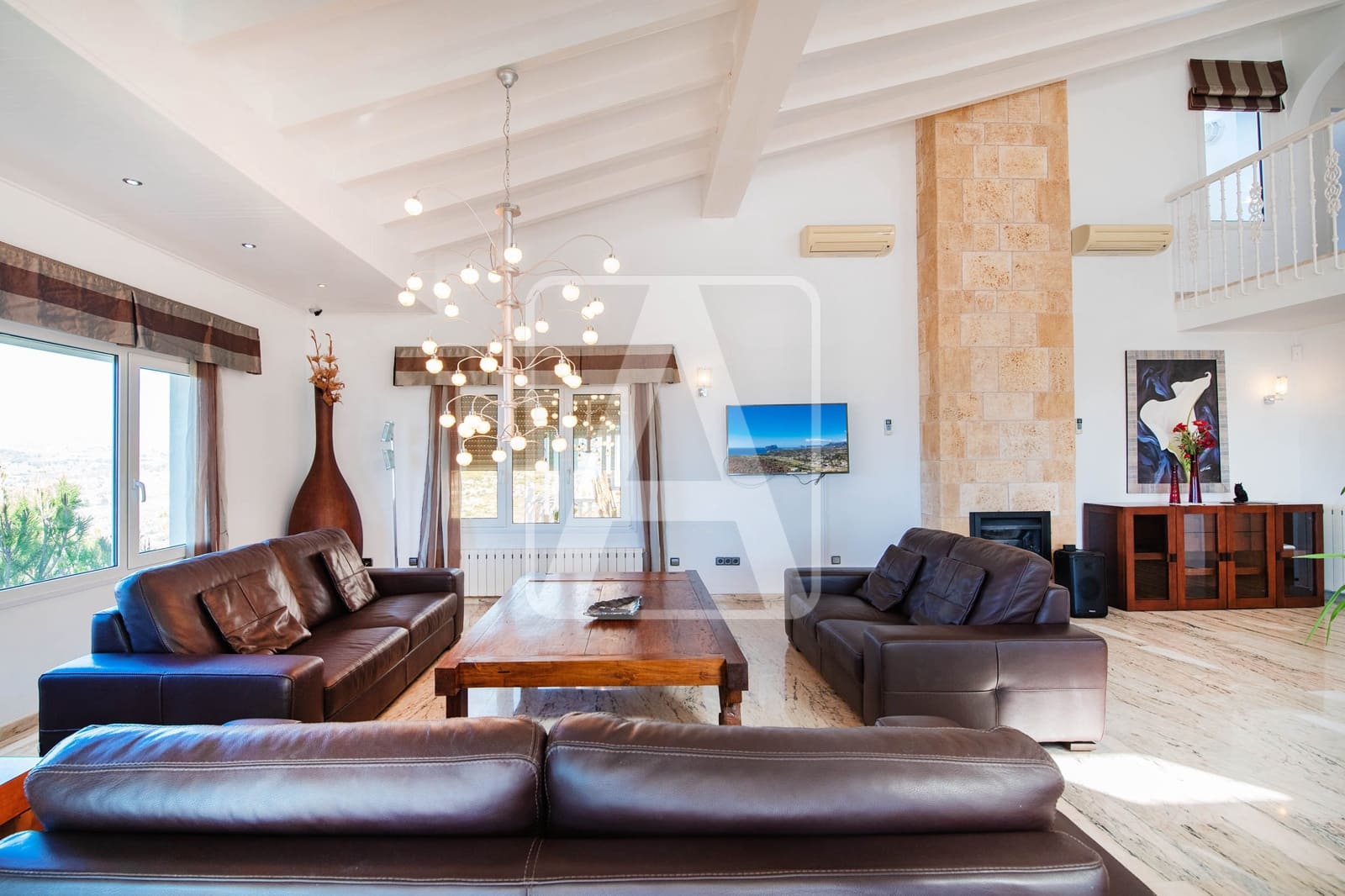 3 bedroom Villa for sale in Moraira with pool garage - € 990,000 (Ref: 8549748)