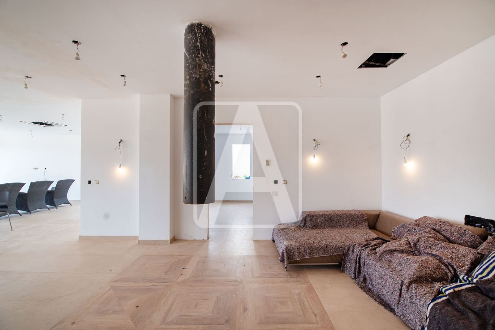 4 bedroom Villa for sale in Calpe / Calp with garage - € 1,800,000 (Ref: 8550146)