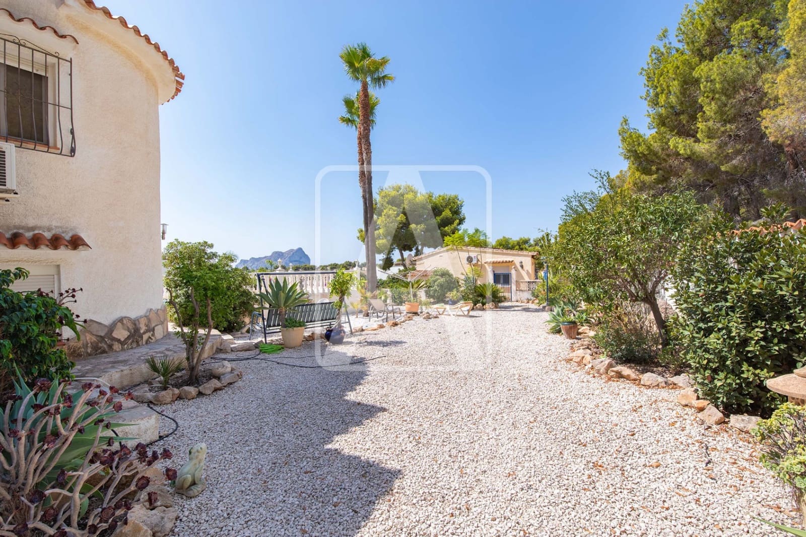 5 slaapkamer Villa te koop in Benissa met zwembad garage - € 700.000 (Ref: 8550147)