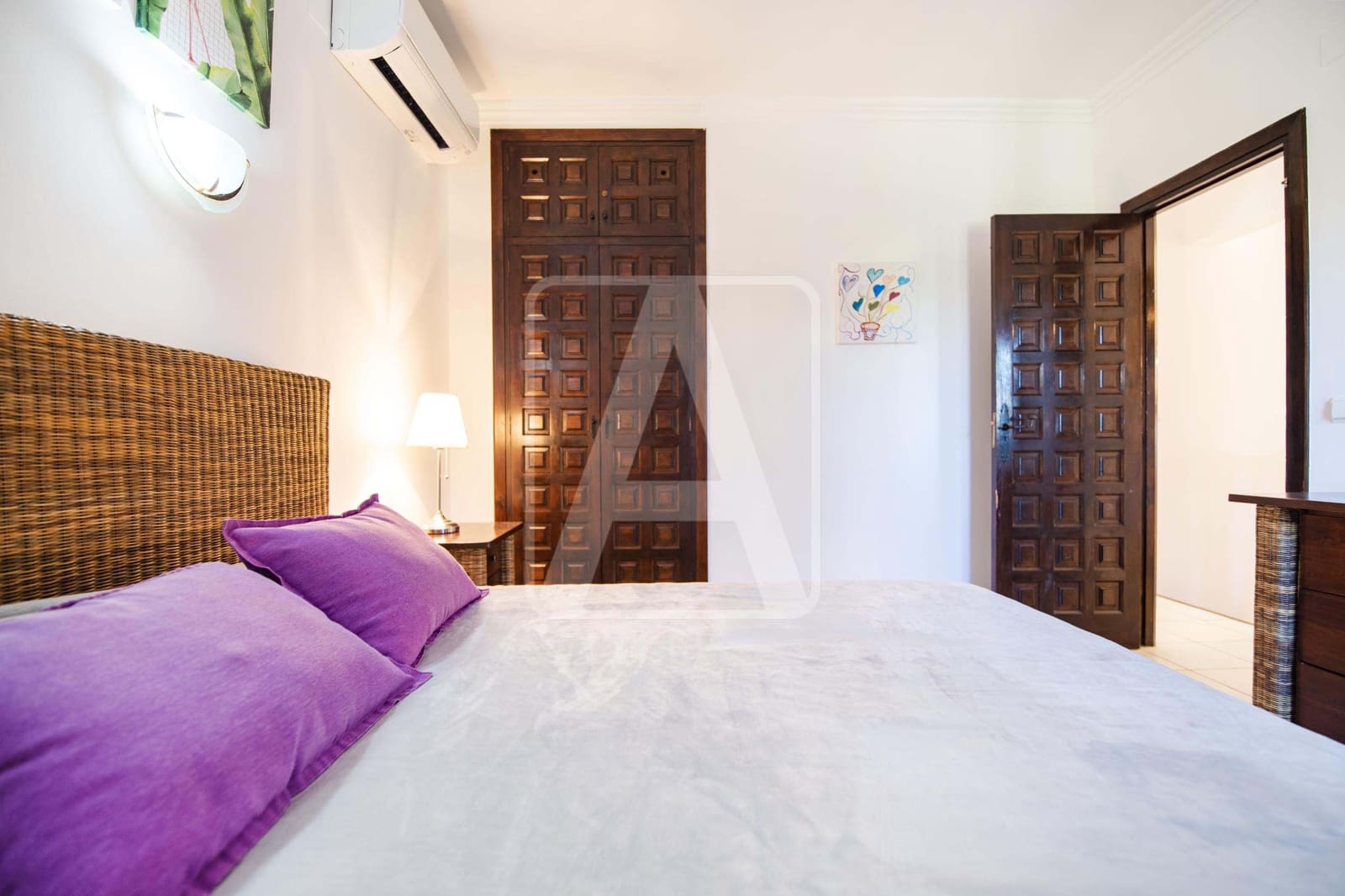 5 bedroom Villa for sale in Moraira with pool garage - € 650,000 (Ref: 8560937)