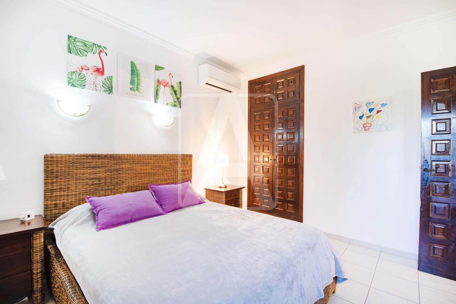 5 bedroom Villa for sale in Moraira with pool garage - € 650,000 (Ref: 8560937)