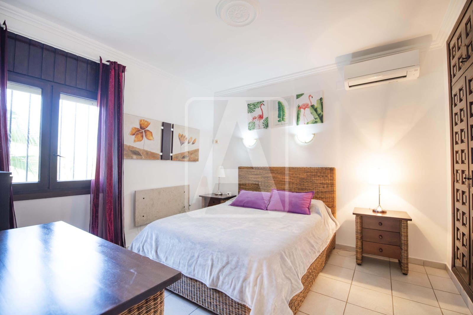 5 bedroom Villa for sale in Moraira with pool garage - € 650,000 (Ref: 8560937)