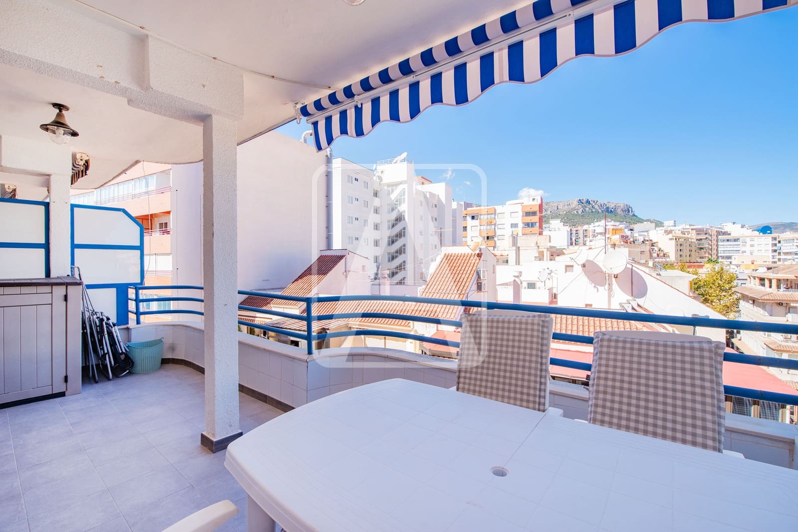 2 makuuhuone Huoneisto myytävänä paikassa Calpe / Calp - 299 000 € (Ref: 8573291)