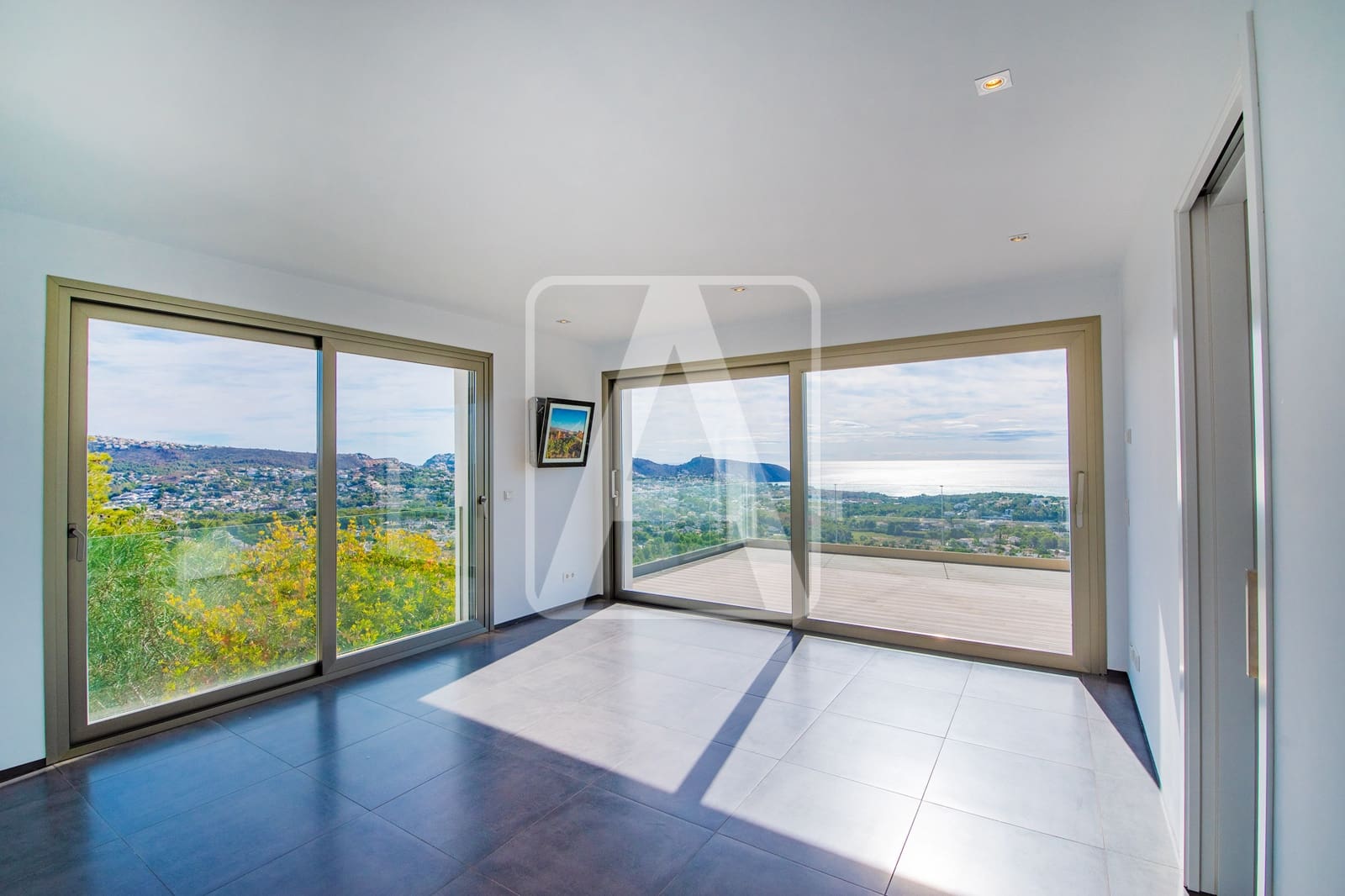 4 Zimmer Villa zu verkaufen in Moraira mit Garage - 1.990.000 € (Ref: 8579125)