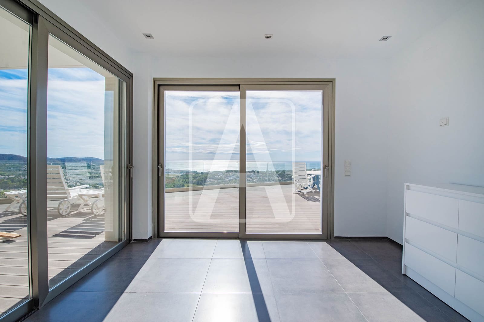 4 Zimmer Villa zu verkaufen in Moraira mit Garage - 1.990.000 € (Ref: 8579125)