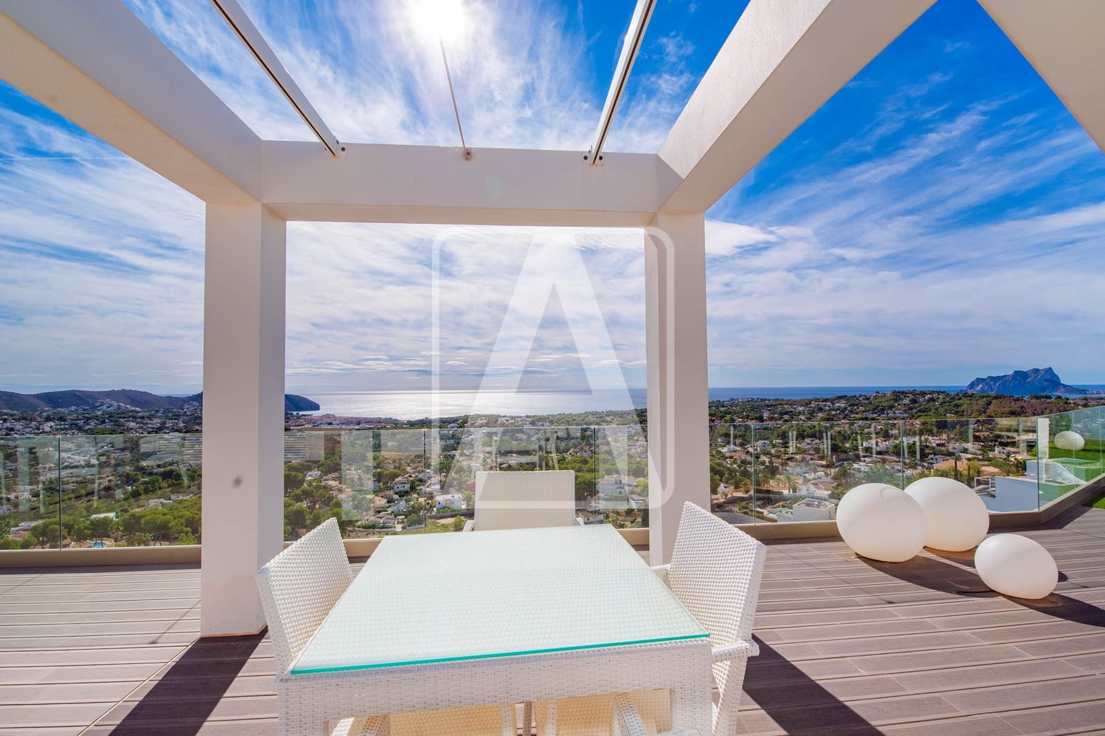 4 Zimmer Villa zu verkaufen in Moraira mit Garage - 1.990.000 € (Ref: 8579125)