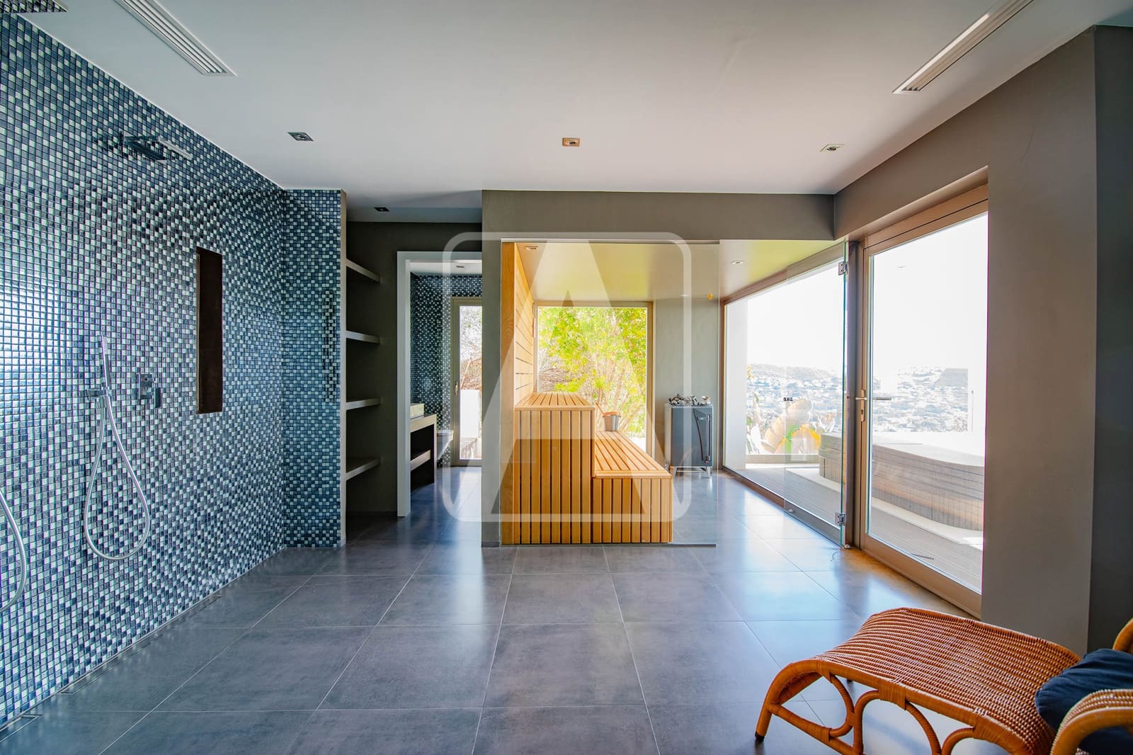 4 Zimmer Villa zu verkaufen in Moraira mit Garage - 1.990.000 € (Ref: 8579125)