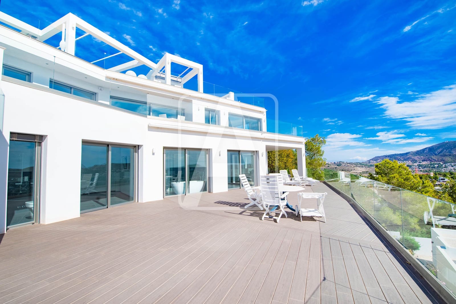 4 Zimmer Villa zu verkaufen in Moraira mit Garage - 1.990.000 € (Ref: 8579125)