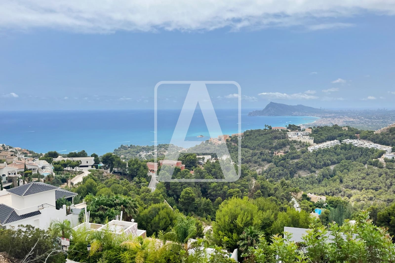 5 bedroom Villa for sale in Altea with pool garage - € 5,900,000 (Ref: 8594492)