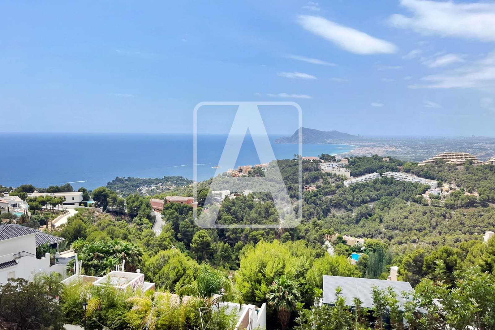 5 bedroom Villa for sale in Altea with pool garage - € 5,900,000 (Ref: 8594492)