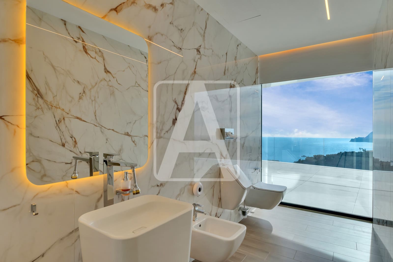 5 bedroom Villa for sale in Altea with pool garage - € 6,490,000 (Ref: 8594492)