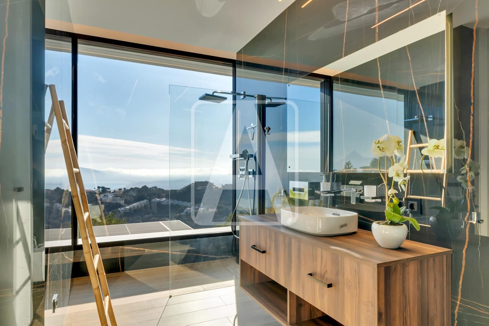 5 bedroom Villa for sale in Altea with pool garage - € 6,490,000 (Ref: 8594492)