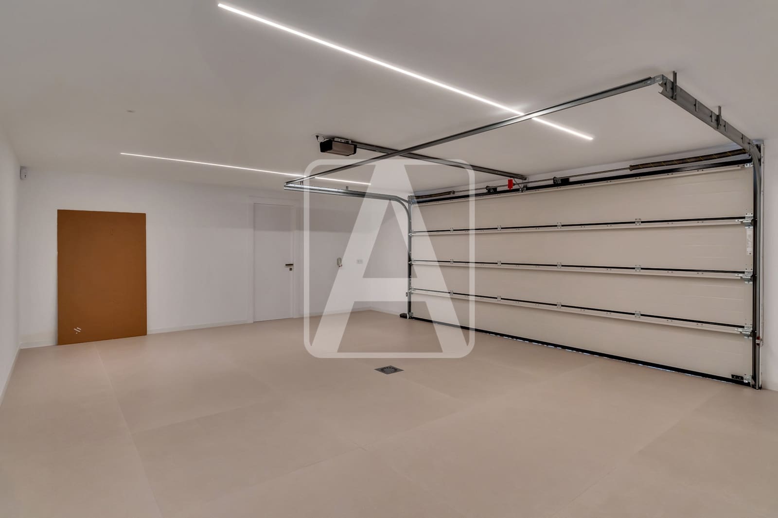 5 bedroom Villa for sale in Altea with pool garage - € 6,490,000 (Ref: 8594492)