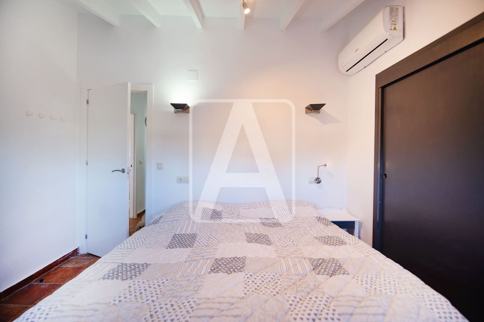 5 makuuhuone Huvila myytävänä paikassa Benissa mukana 
autotalli - 710 000 € (Ref: 8596112)