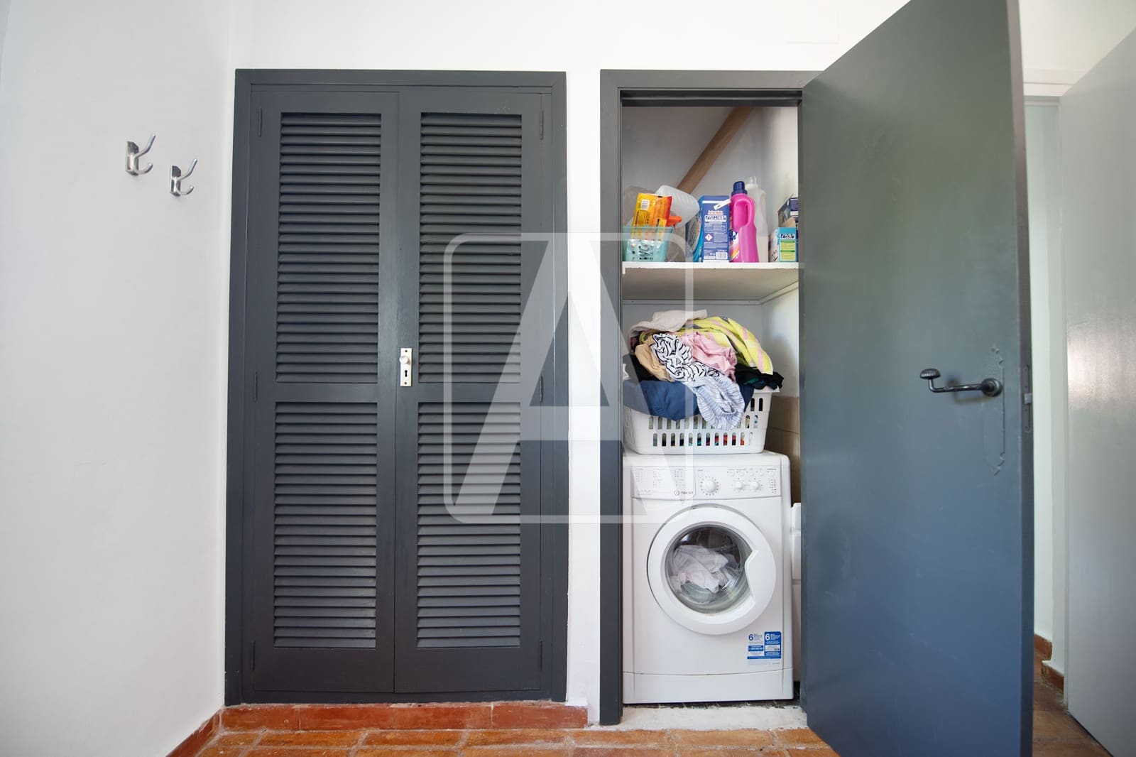 5 makuuhuone Huvila myytävänä paikassa Benissa mukana 
autotalli - 710 000 € (Ref: 8596112)