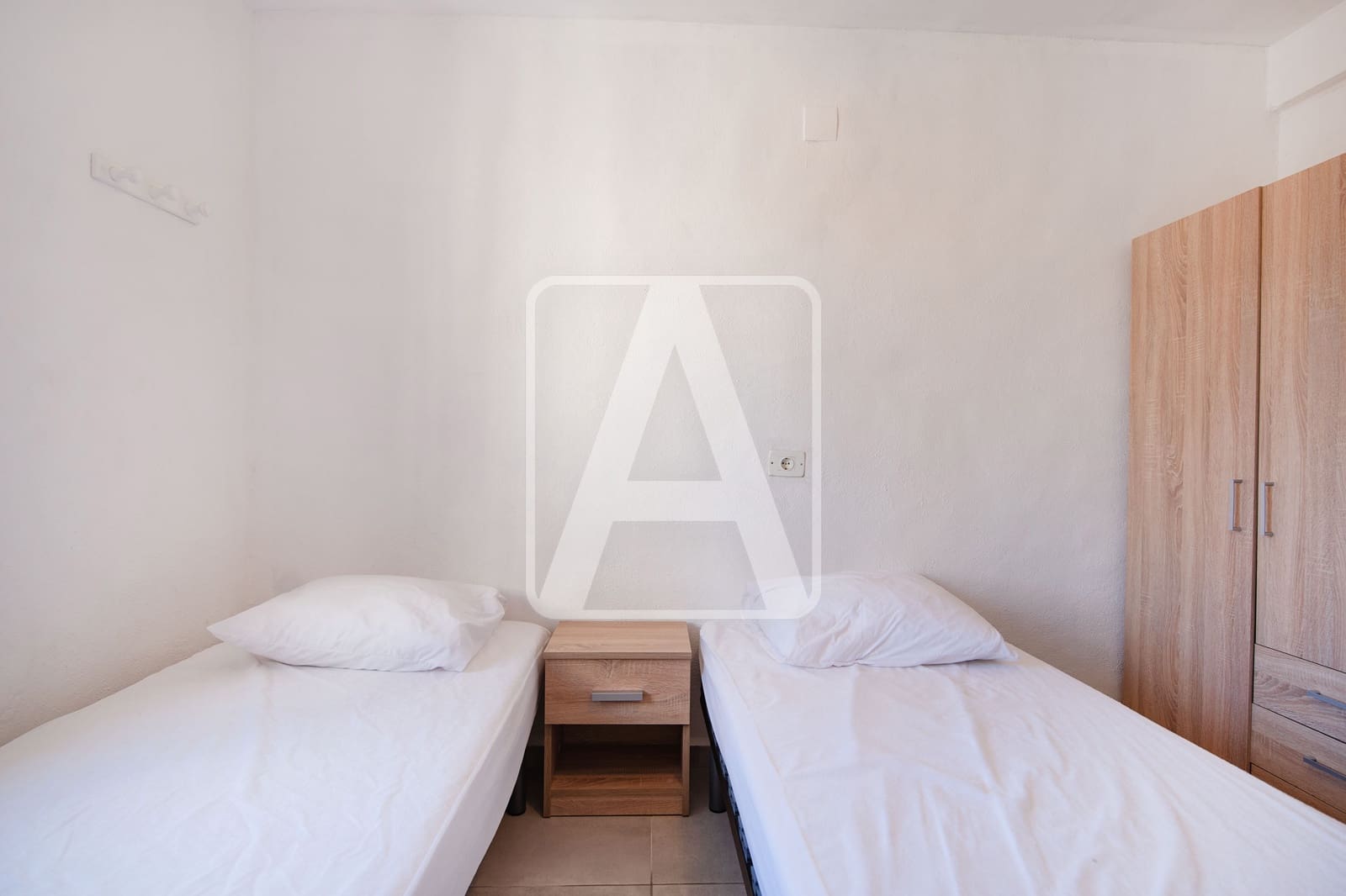 5 makuuhuone Huvila myytävänä paikassa Benissa mukana 
autotalli - 710 000 € (Ref: 8596112)