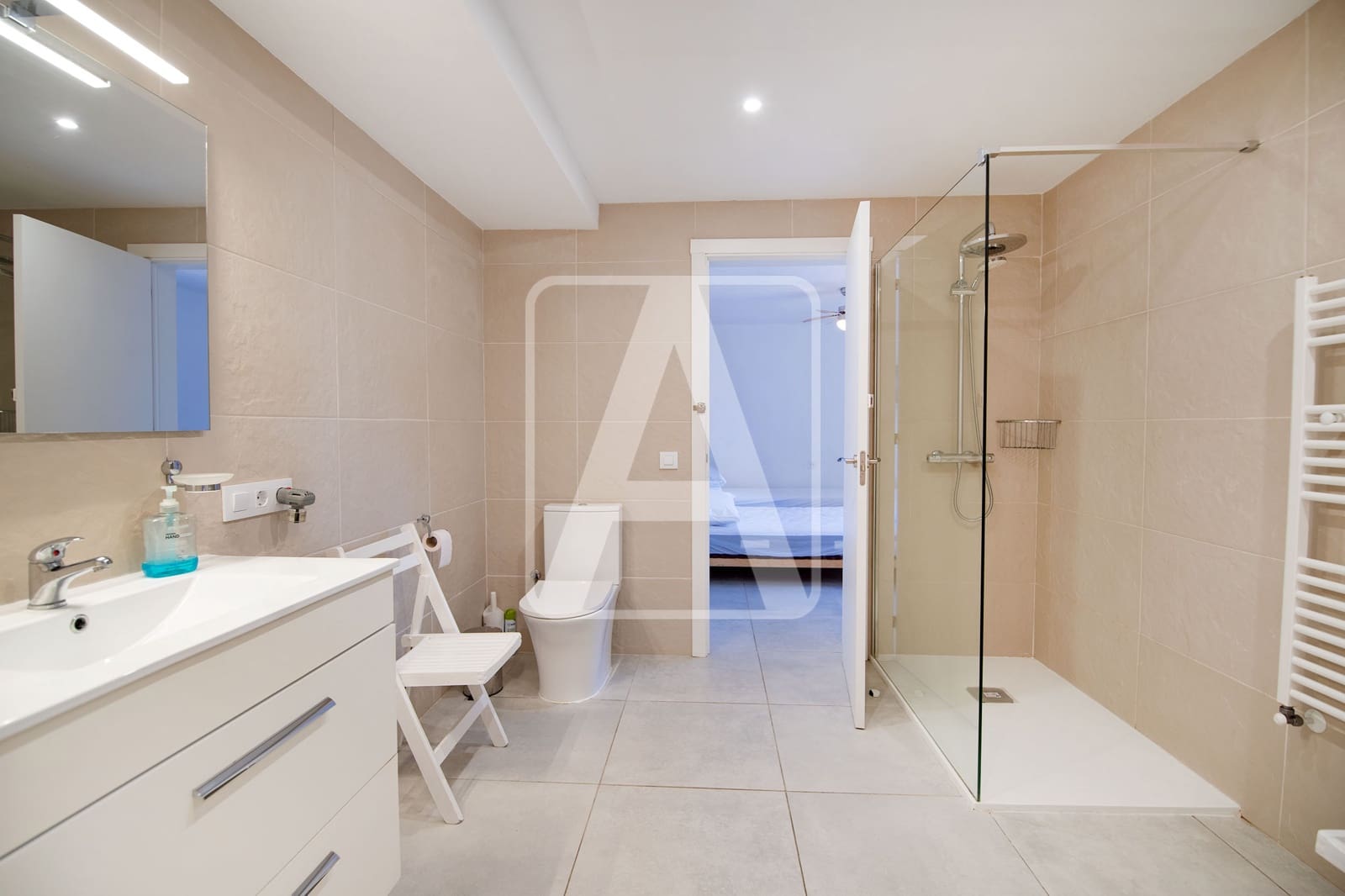 5 makuuhuone Huvila myytävänä paikassa Benissa mukana 
autotalli - 710 000 € (Ref: 8596112)