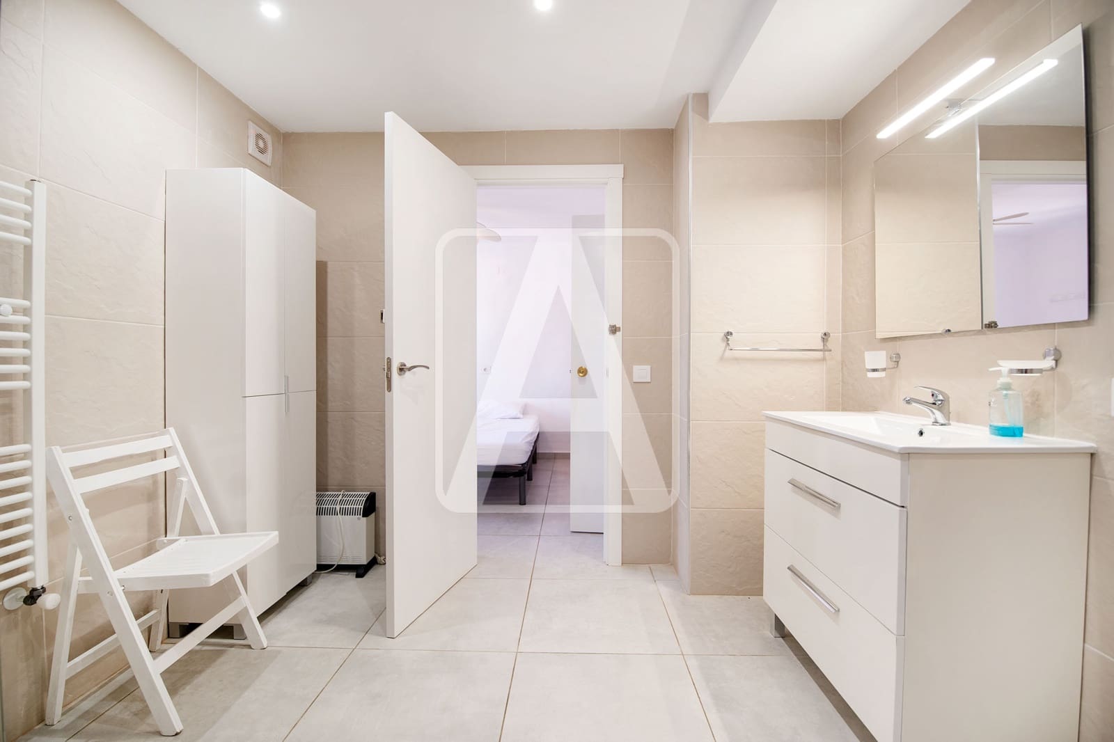 5 makuuhuone Huvila myytävänä paikassa Benissa mukana 
autotalli - 710 000 € (Ref: 8596112)