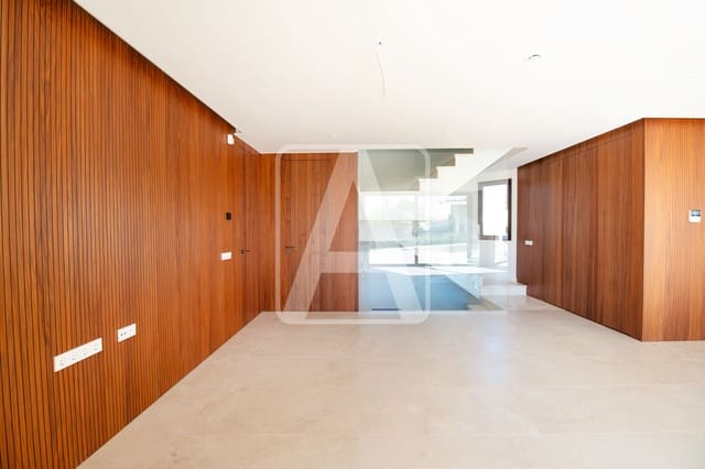 5 Zimmer Villa zu verkaufen in Calpe / Calp mit Pool Garage - 1.550.000 € (Ref: 8604286)