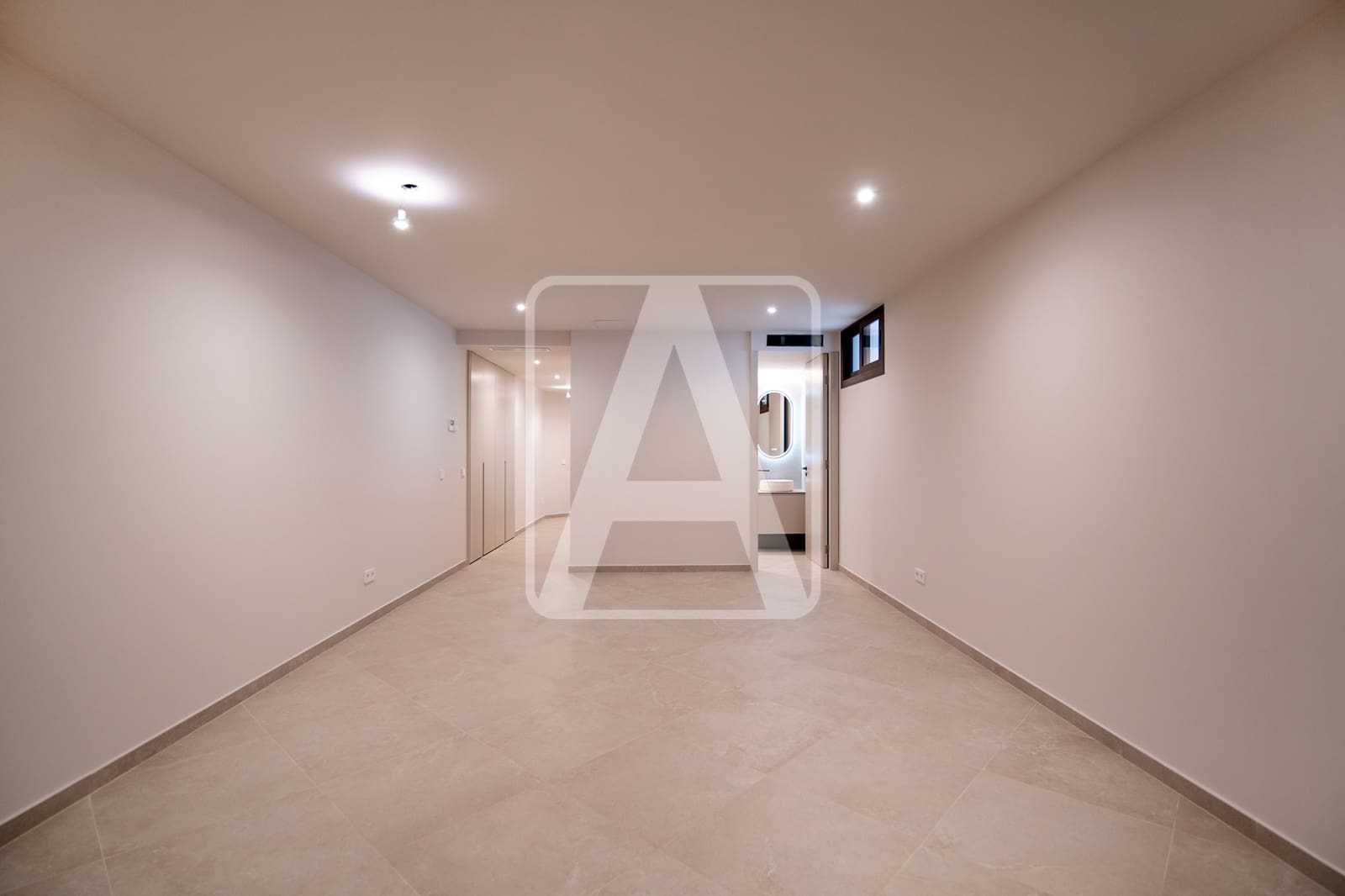 5 Zimmer Villa zu verkaufen in Calpe / Calp mit Pool Garage - 1.550.000 € (Ref: 8604286)