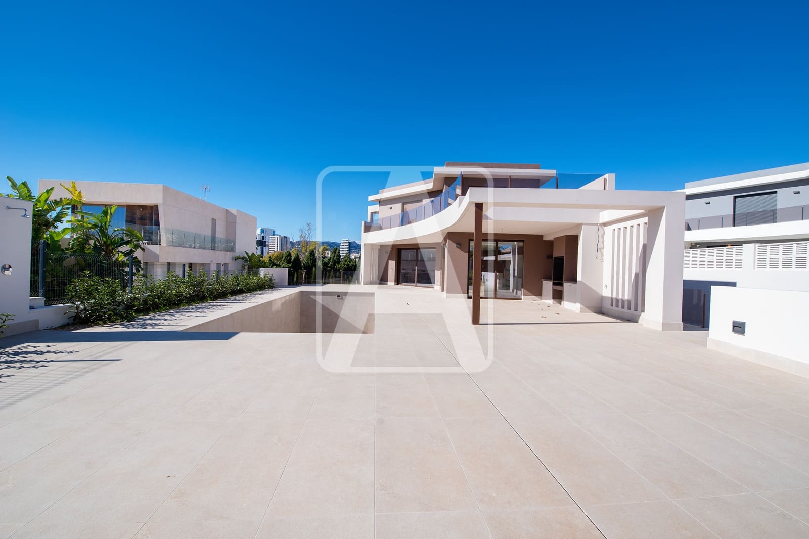 5 Zimmer Villa zu verkaufen in Calpe / Calp mit Pool Garage - 1.550.000 € (Ref: 8604286)