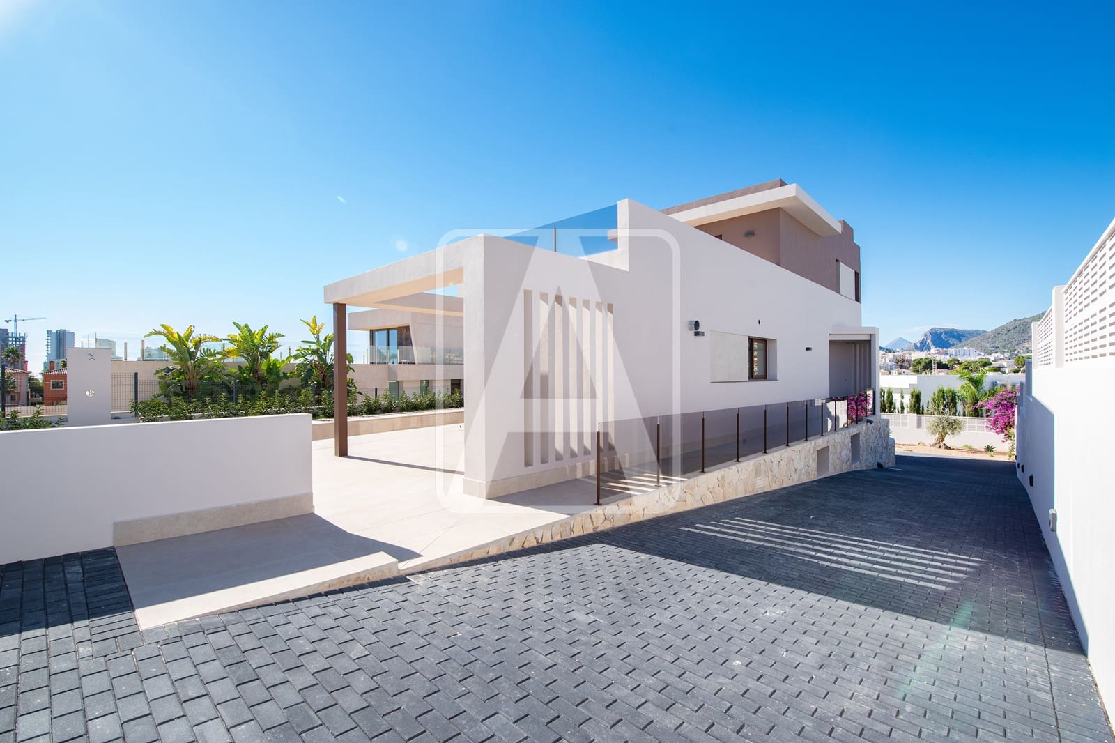 5 Zimmer Villa zu verkaufen in Calpe / Calp mit Pool Garage - 1.550.000 € (Ref: 8604286)