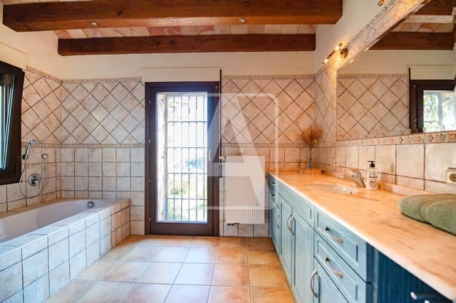 6 bedroom Finca/Country House for sale in Benissa with garage - € 4,700,000 (Ref: 8655816)