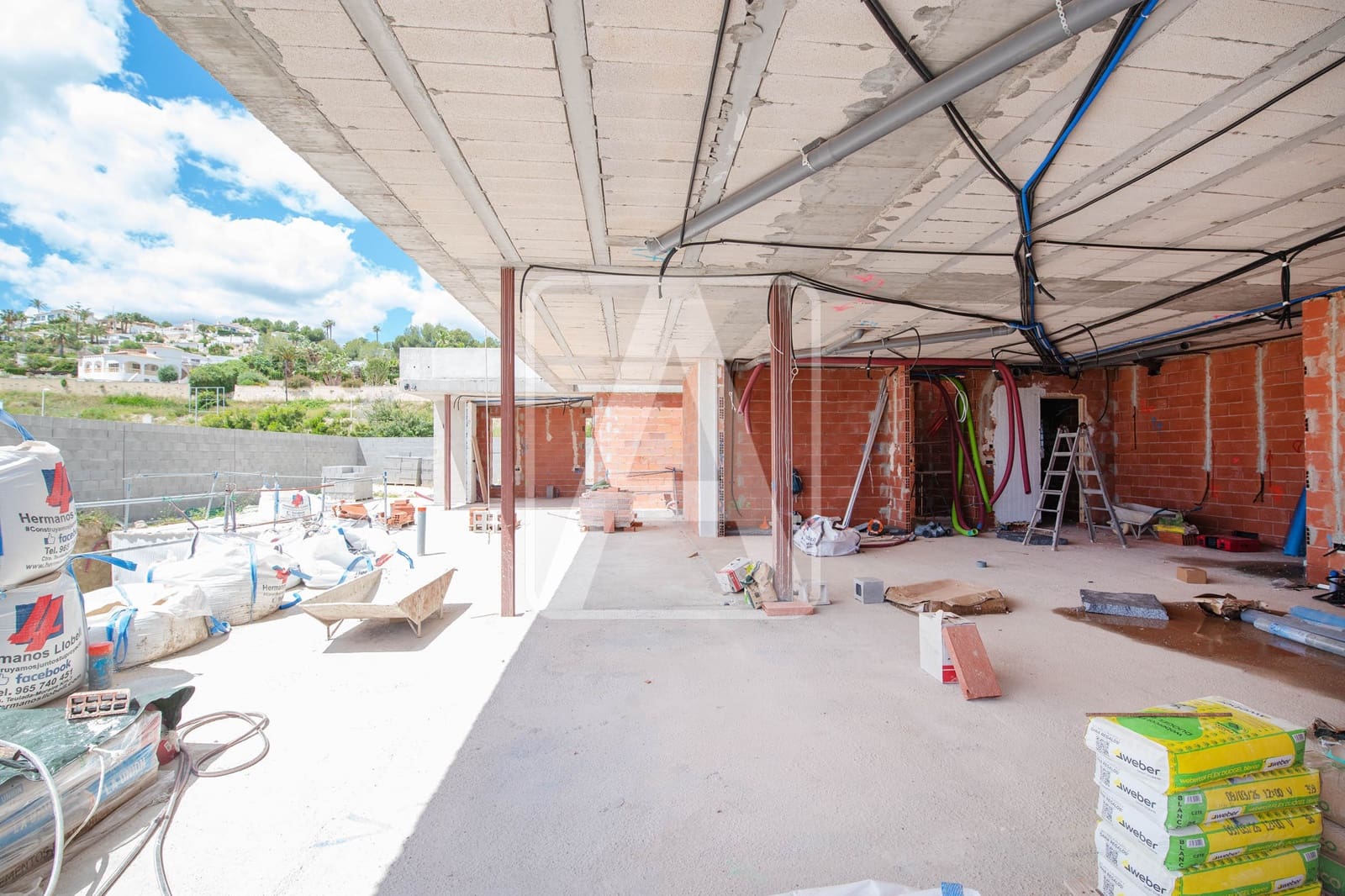 7 bedroom Villa for sale in Moraira with pool garage - € 2,175,000 (Ref: 8664800)